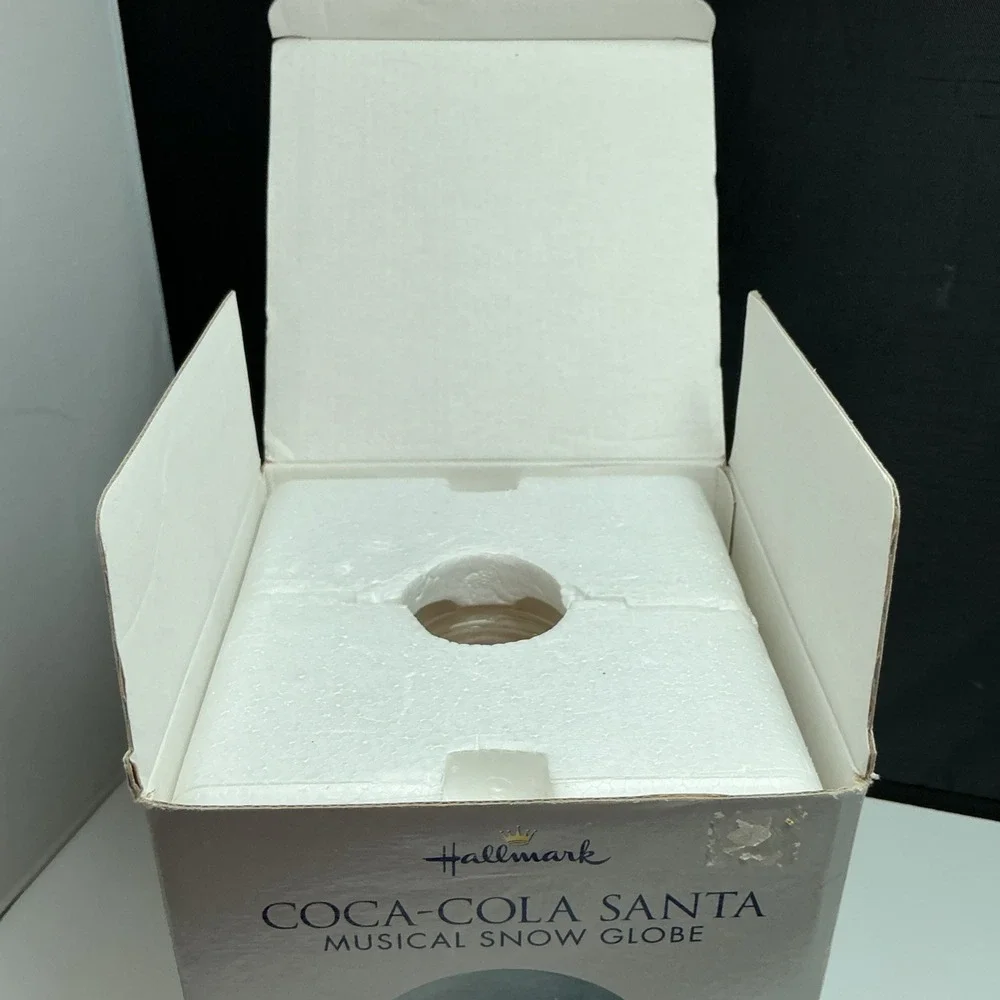 2001 Hallmark Coca-Cola Santa Musical Snow Globe Moving Train w/ Box Works Vtg